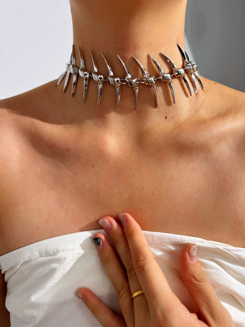 Edgy Niche Hip-Hop Thorn Skeleton Alloy Women's Necklace Perfect for Holiday Parties Everyday Wear Street Style Outfits NEW